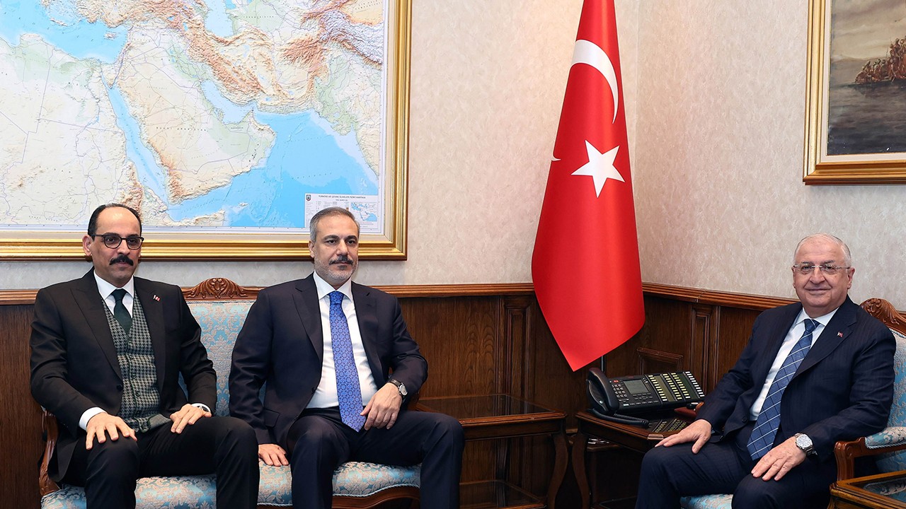 MSB'de güvenlik toplantısı: Bakan Güler, Dışişler Bakanı ve MİT Başkanı ile bir araya geldi
