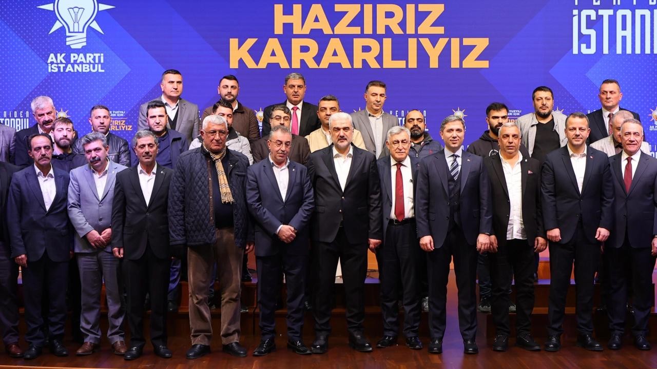 CHP'den istifa eden 400 kişi AK Parti'ye katıldı