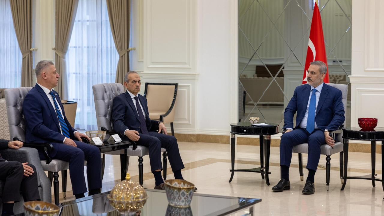 Bakan Fidan, Irak Türkmen Cephesi Başkanı Turan ile görüştü