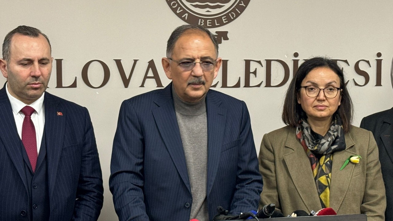 Bakan Özhaseki: Entel dantel geçinen tiplerimiz TOKİ'yi beğenmezlerdi, yukarıdan bakarlardı