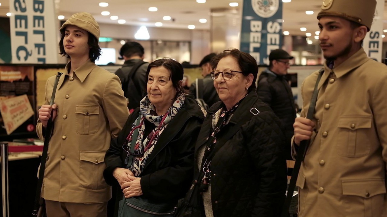 "Anadolu'nun Diriliş Destanı Çanakkale" sergisi büyük ilgi görüyor