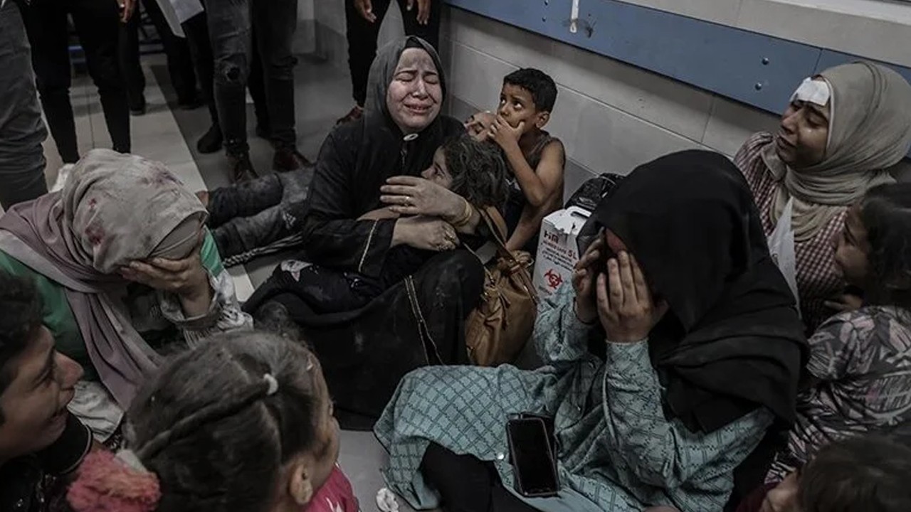 İsrail saldırısında iki bebeğini ve eşini kaybeden Filistinli kadın: 