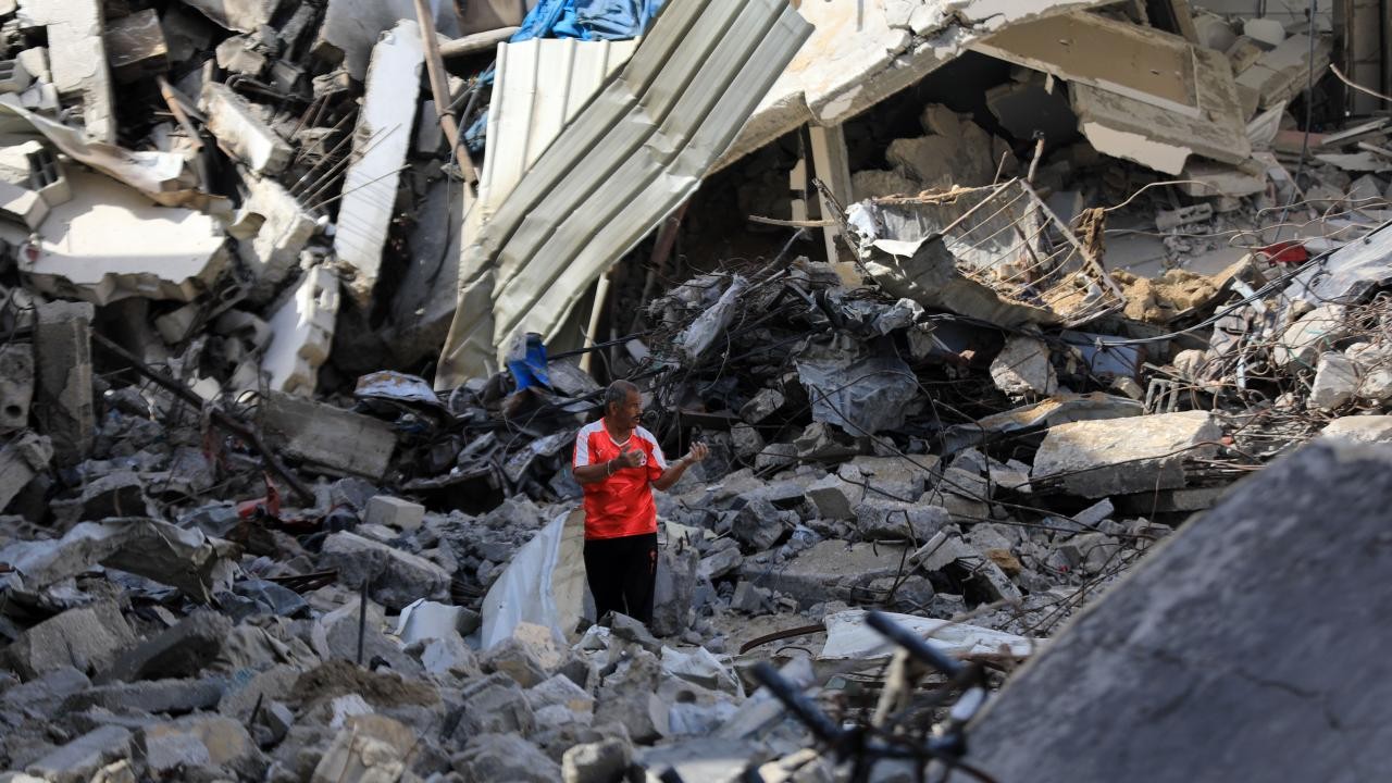 İsrail’in 182 gündür saldırılarını sürdürdüğü Gazze’de can kaybı 33 bin 91’e çıktı