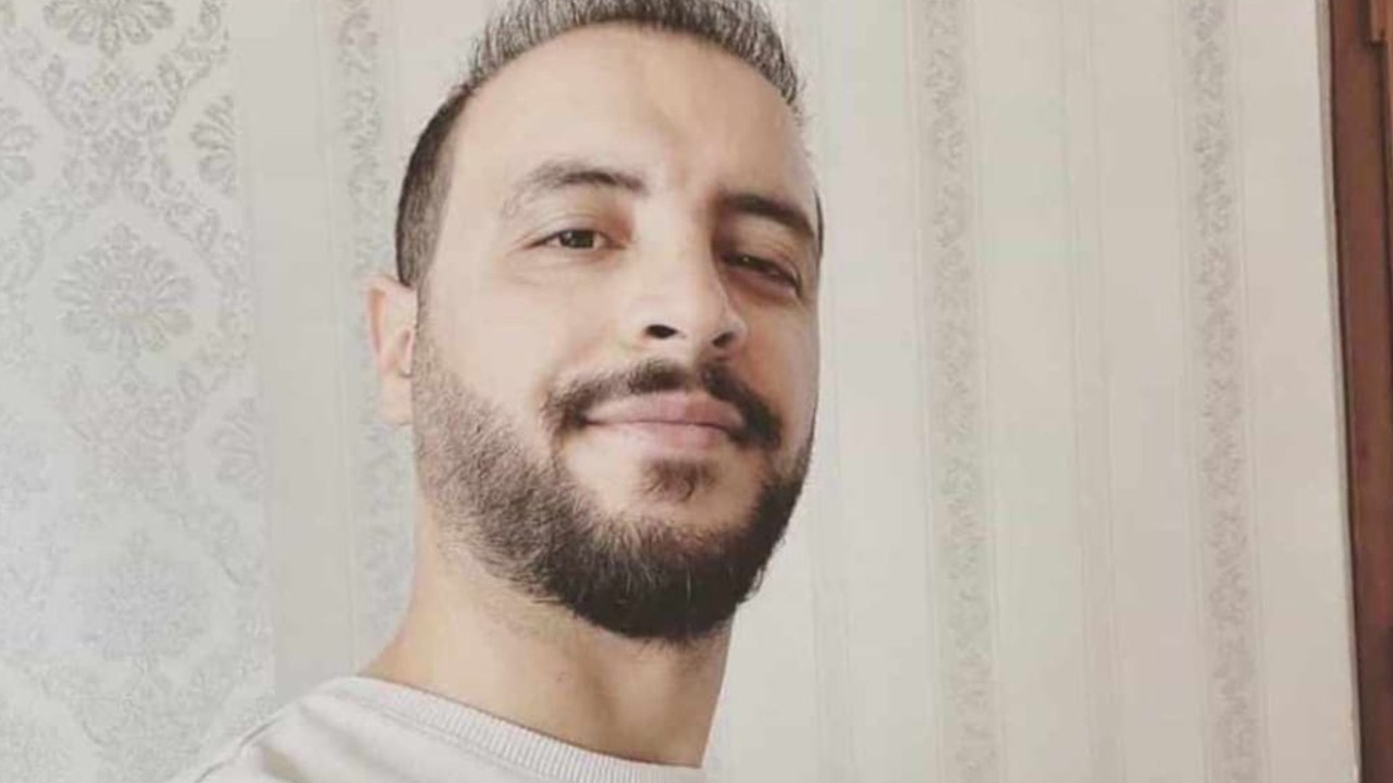 Sigara içmek için çıktığı pencereden düşüp öldü