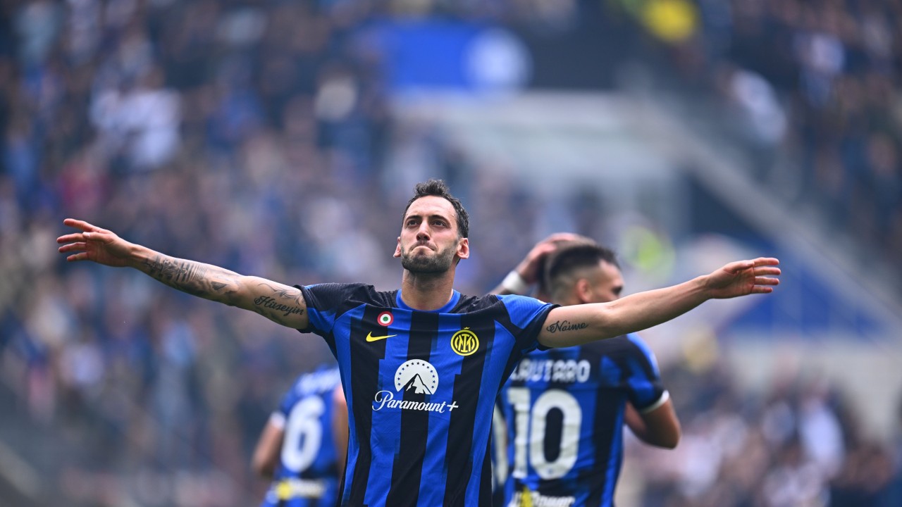 Inter, Torino’yu Hakan Çalhanoğlu’nun golleriyle geçti