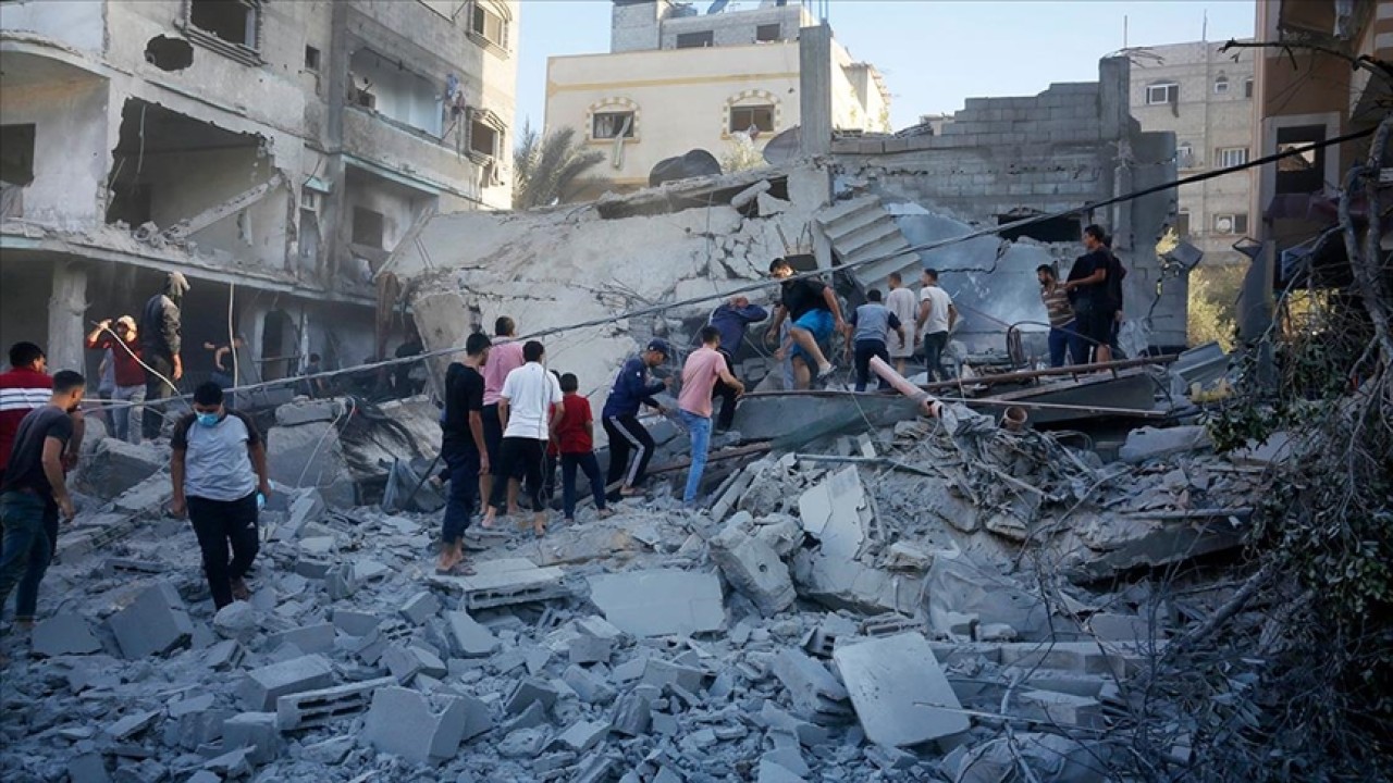  İsrail'in 210 gündür sürdürdüğü saldırılarda Gazze'de 10 bin kişi kayboldu