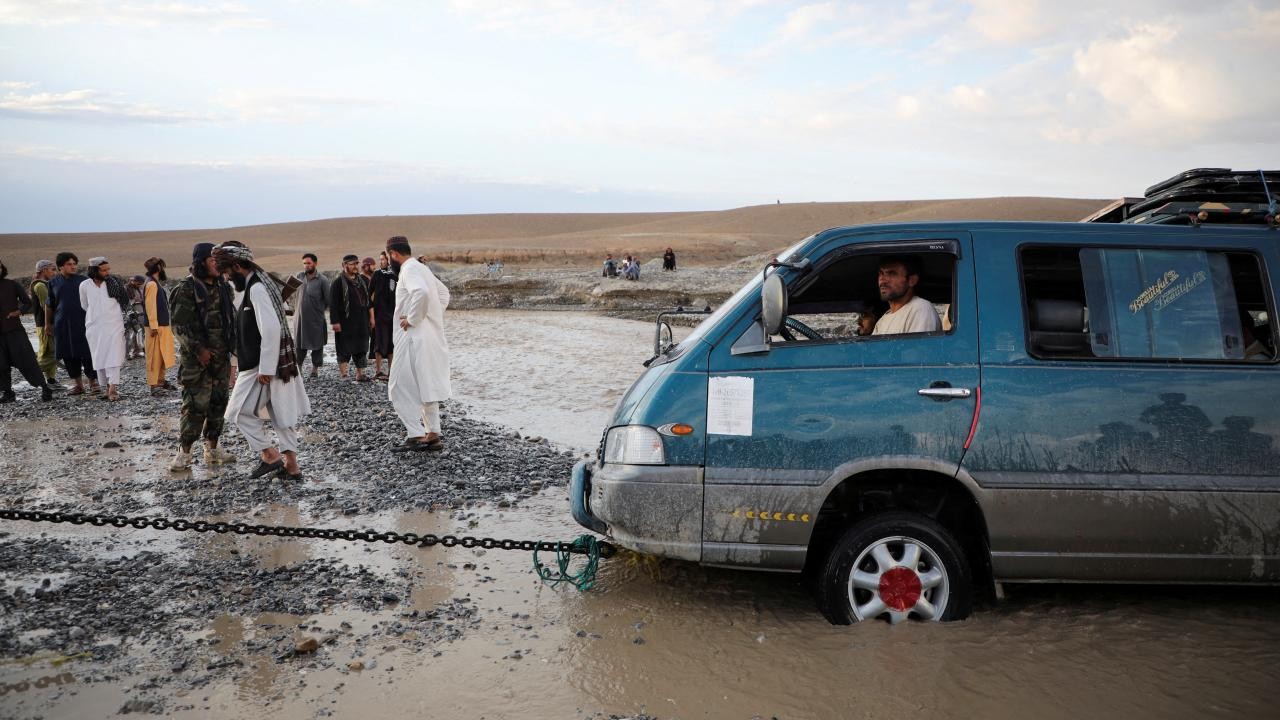 Afganistan'daki sellerde 50 kişi öldü