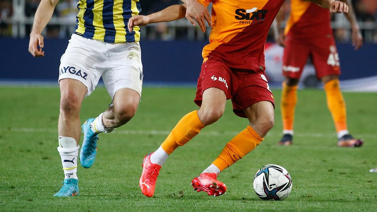 Galatasaray-Fenerbahçe maçı ne zaman, dev derbi saat kaçta ve hangi kanalda?