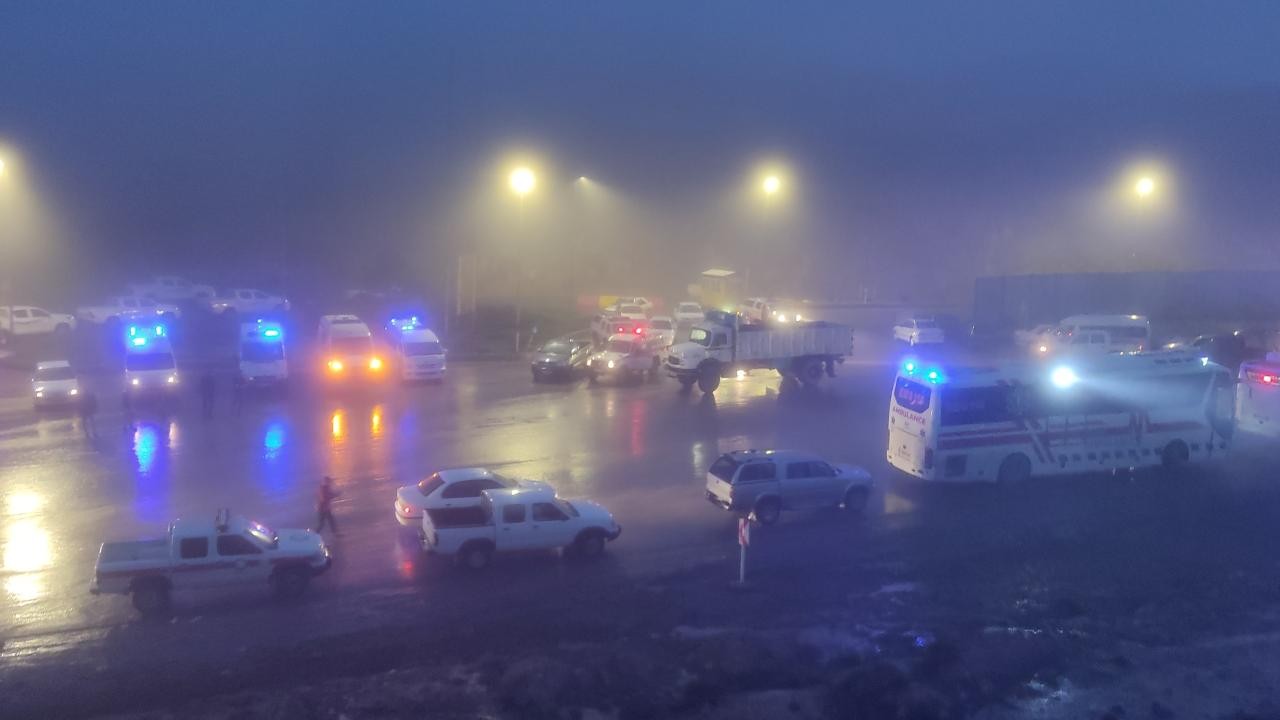 İran devlet televizyonu: Reisi'nin bulunduğu helikopterin yeri tespit edildi