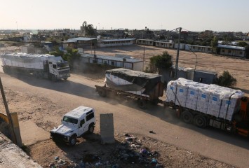 İsrail sınır kapılarını kapattı: 3 bin yardım tırı dışarıda kaldı