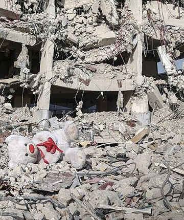 Depremde 94 kişinin öldüğü binanın zemin etüt raporunda belediye onayı yokmuş