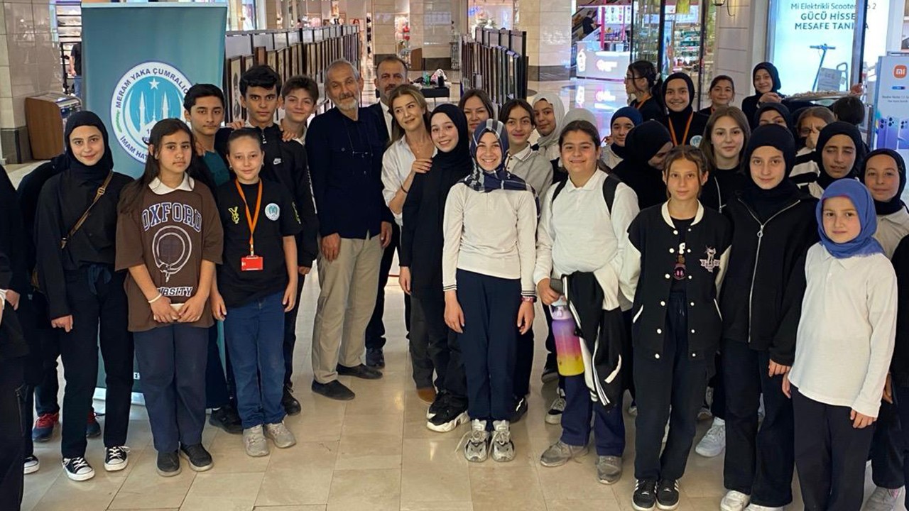 Konya'da öğrencilerin eserlerinden oluşan sergiye büyük ilgi