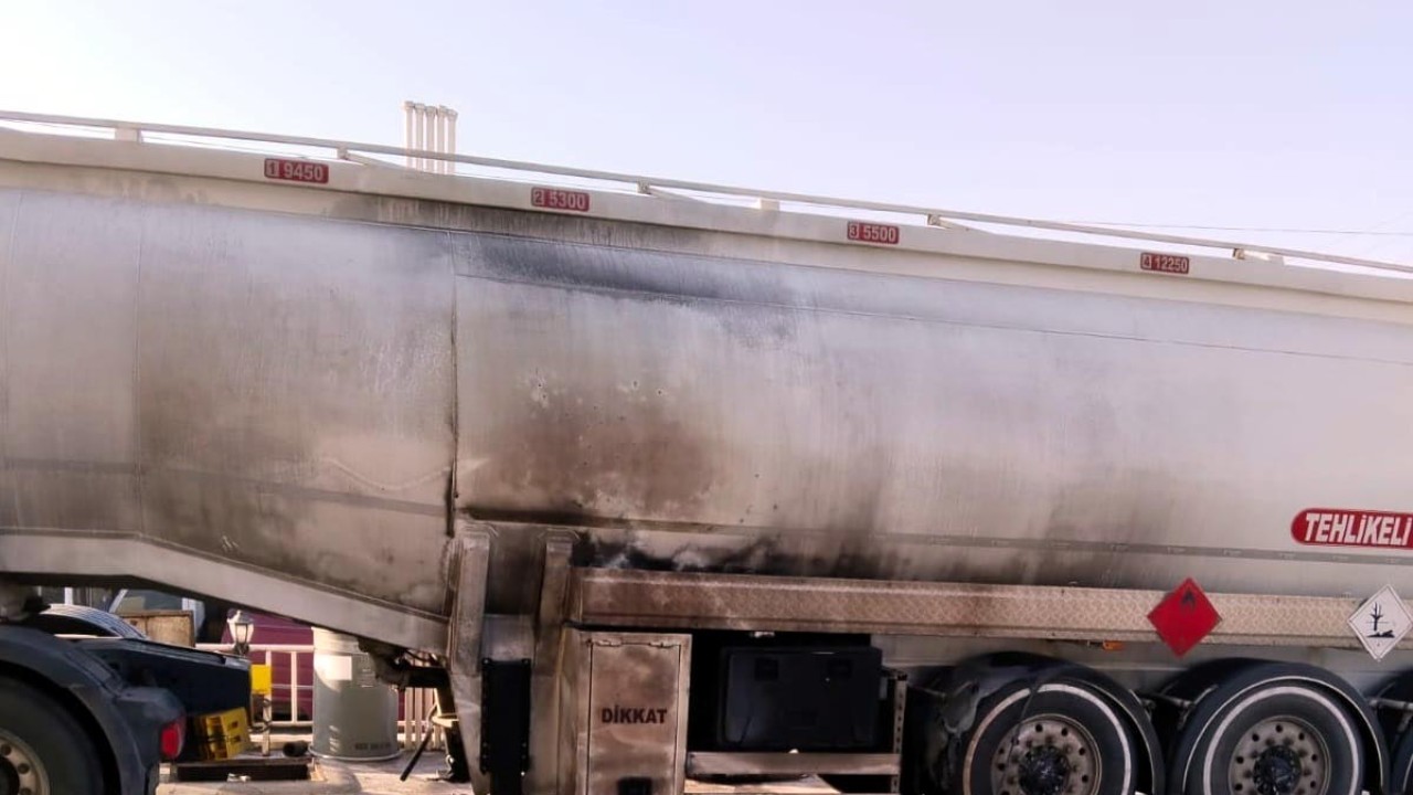 Akaryakıt tankerinden yakıt boşaltımı sırasında yangın çıktı: 1 ölü