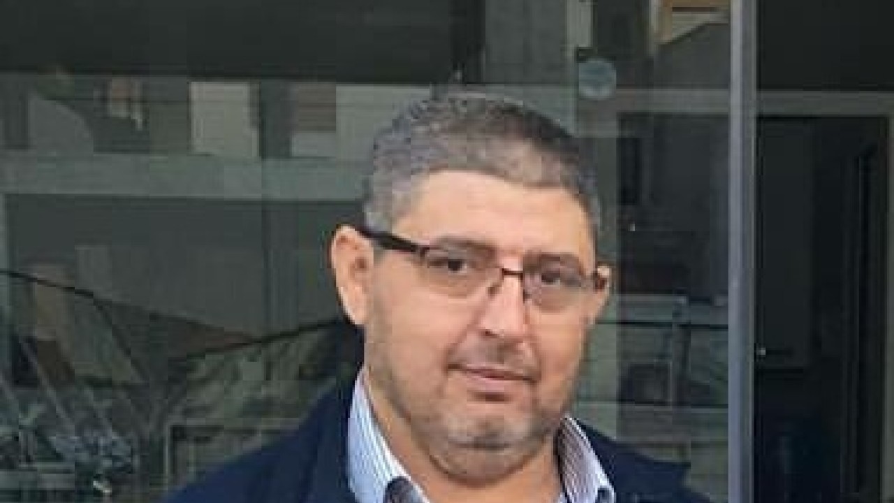 Anne ve babasını tabancayla öldürüp intihara kalkıştı