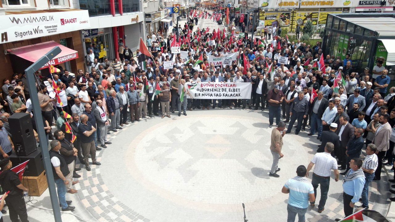 Cihanbeyli'de Filistin'e destek yürüyüşü yapıldı