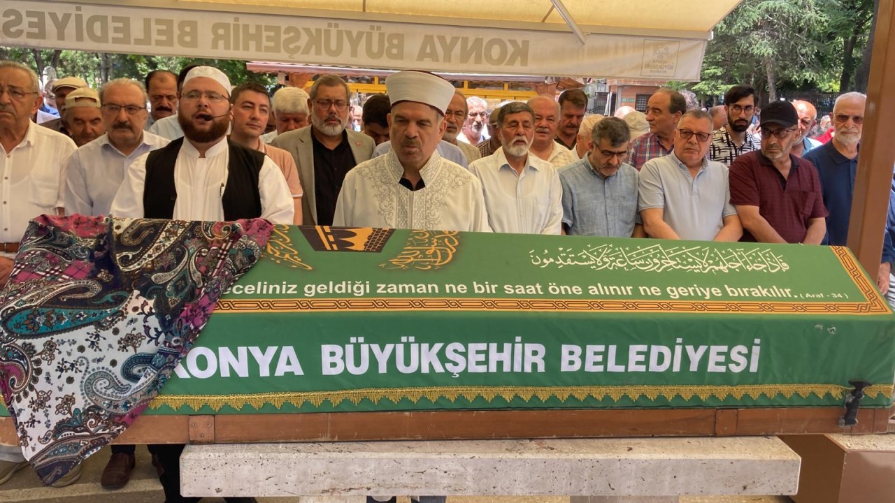 Güçlü ailesinin acı günü: Esmahan Güçlü toprağa verildi