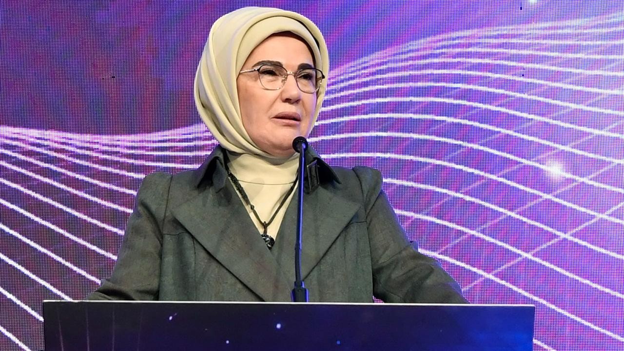 Emine Erdoğan'dan yeni eğitim öğretim yılı mesajı
