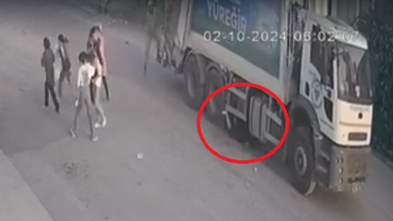 Çöp kamyonunun altında kalan kadın ağır yaralandı