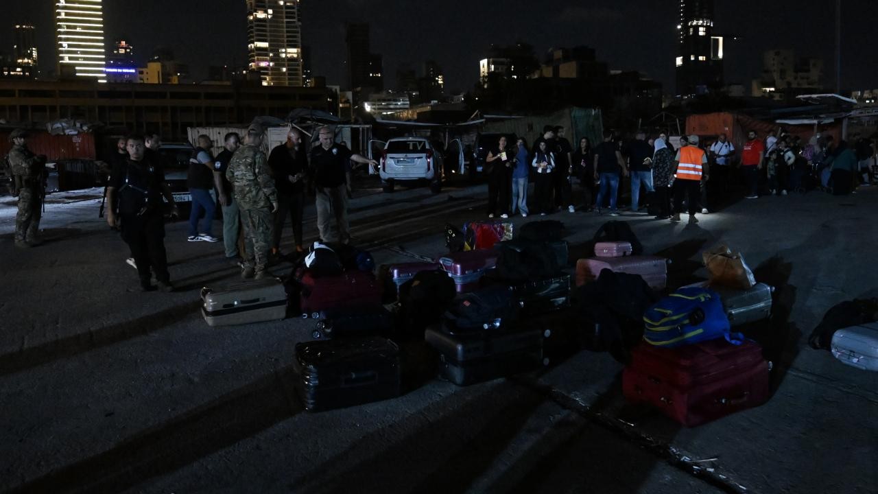 Türkiye Lübnan'dan sivillerin tahliyesine başladı