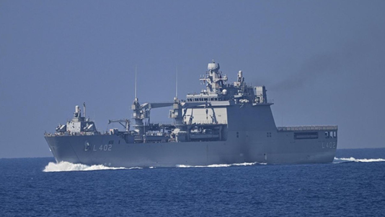 Lübnan'dan tarihi tahliye operasyonu