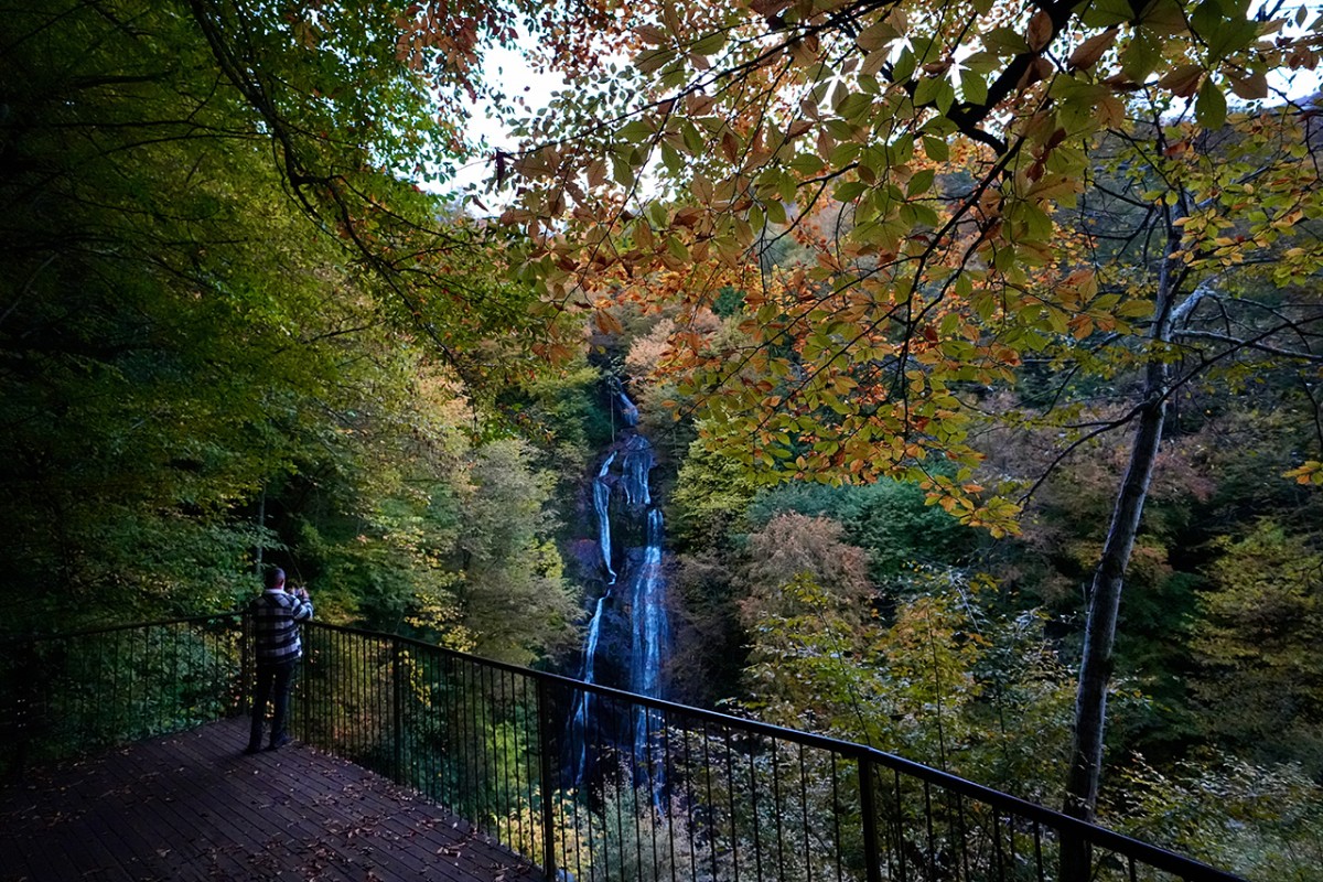 Güzeldere Şelalesi Tabiat Parkı’nda sonbahar