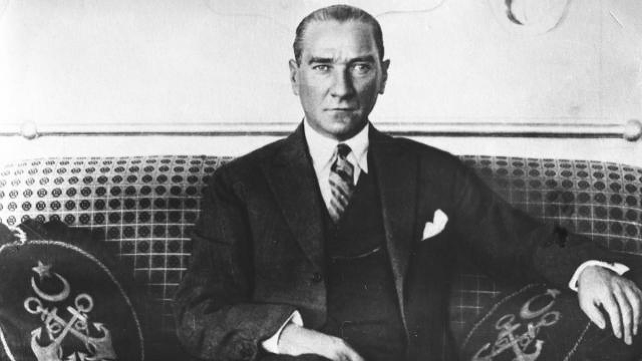 Atatürk'ü mücadelesinde yalnız bırakmayan silah arkadaşları