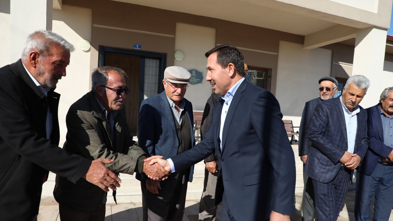 Başkanı Kılca muhtarlar ve vatandaşlarla buluştu