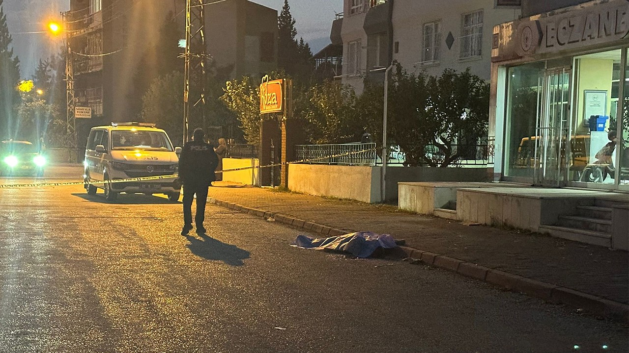 Sosyal medyadan ulaştıkları Mehmet’i tanışma bahanesiyle çağırıp, öldürmüşler