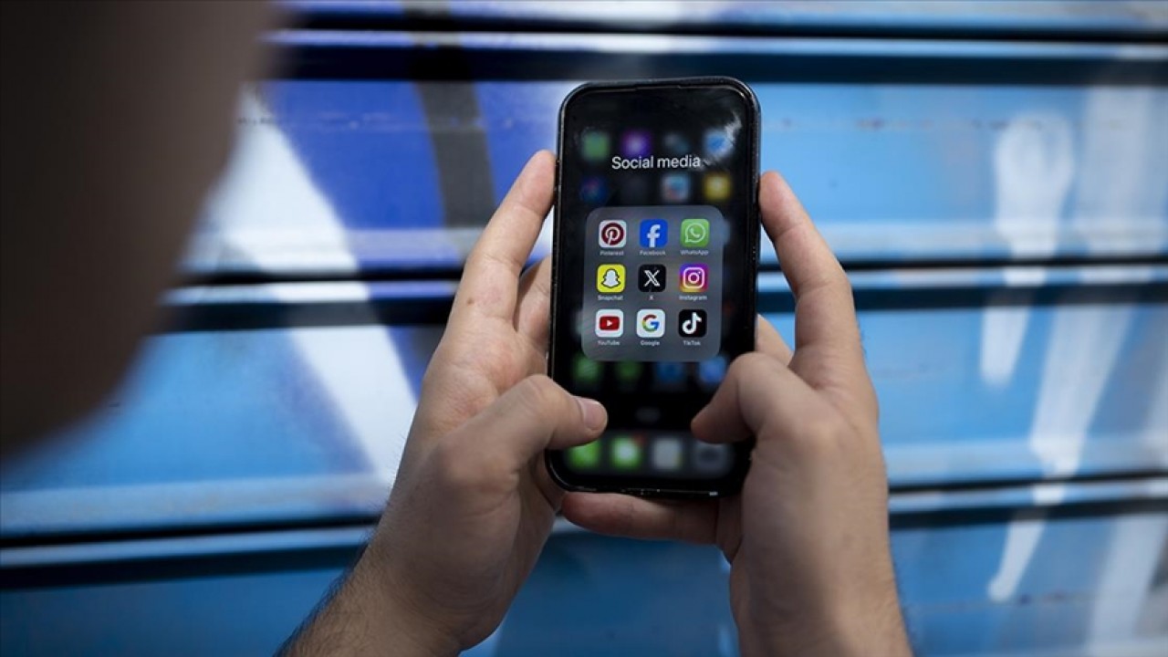 Türkiye'de aktif 303 milyon sosyal medya hesabı bulunuyor