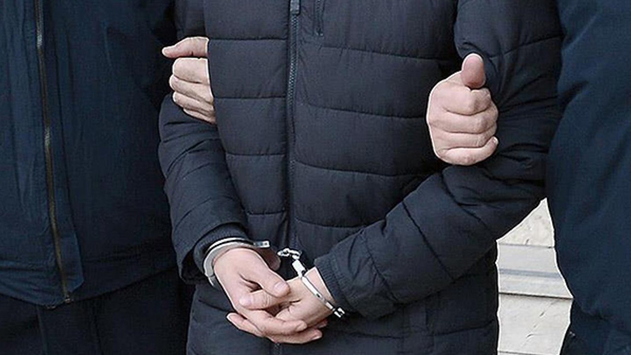 FETÖ operasyonunda gri kategoride aranan 2 kişi yakalandı