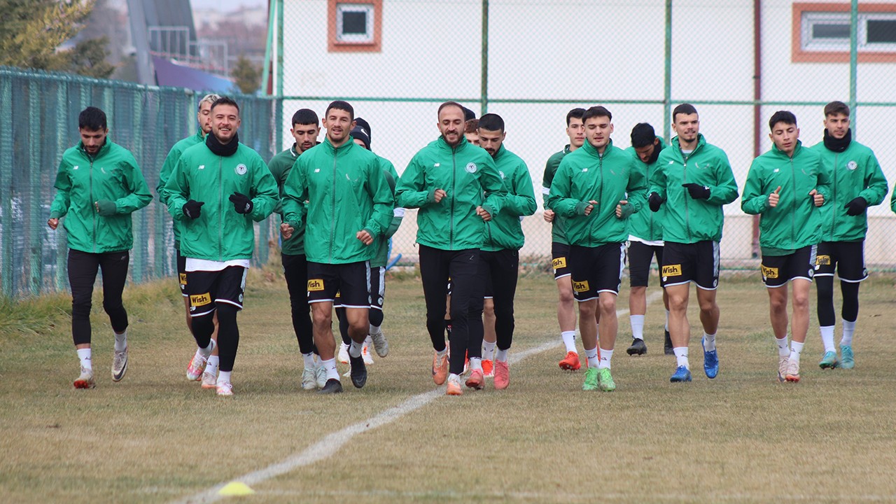 1922 Konyaspor yeniden toplanıyor