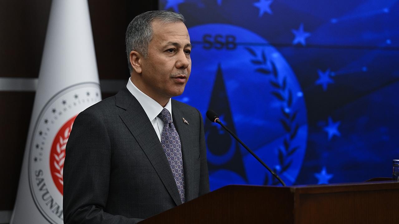 Bakan Yerlikaya, Fethi Sekin'i andı