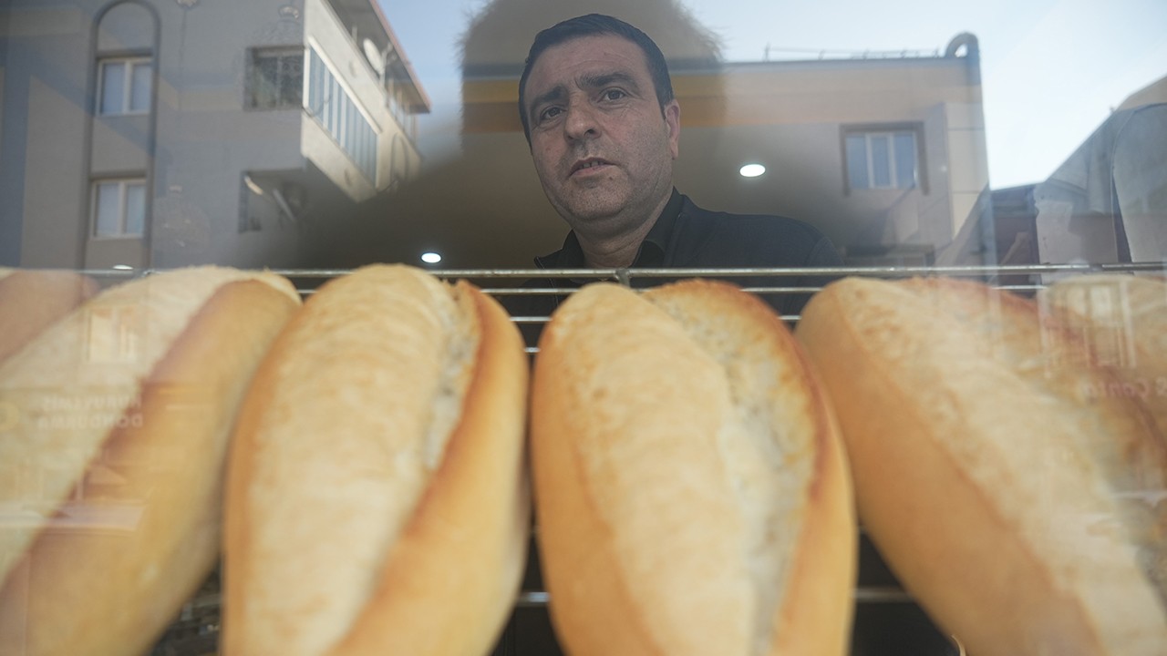 Devraldığı işletmede hayatının şokunu yaşadı! 15 yıldır günde 5 ekmek karşılığı çalışan kadından işverene soğuk duş