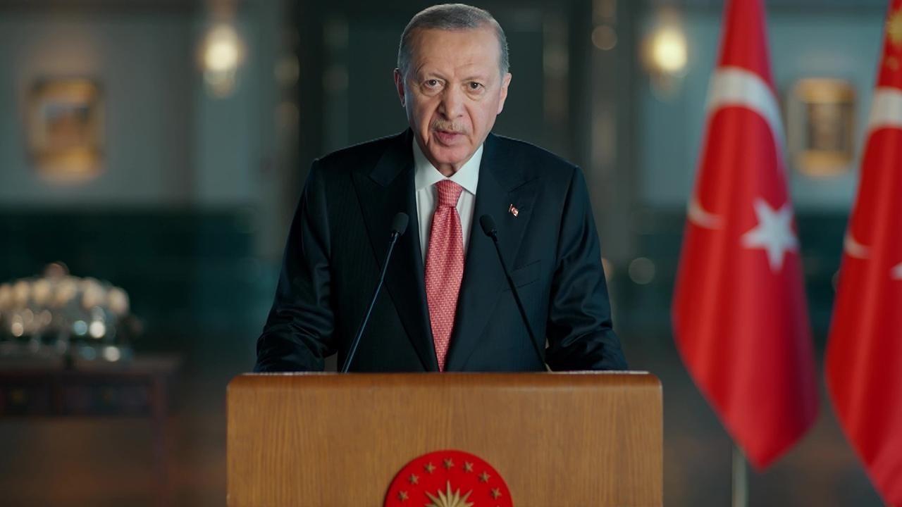 Cumhurbaşkanı Erdoğan'dan Hahambaşı Haleva için başsağlığı telefonu