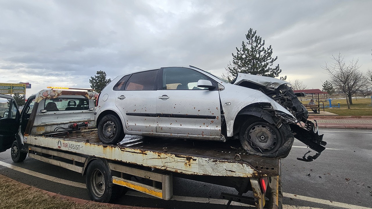 Seydişehir'de trafik kazalarında 3 kişi yaralandı