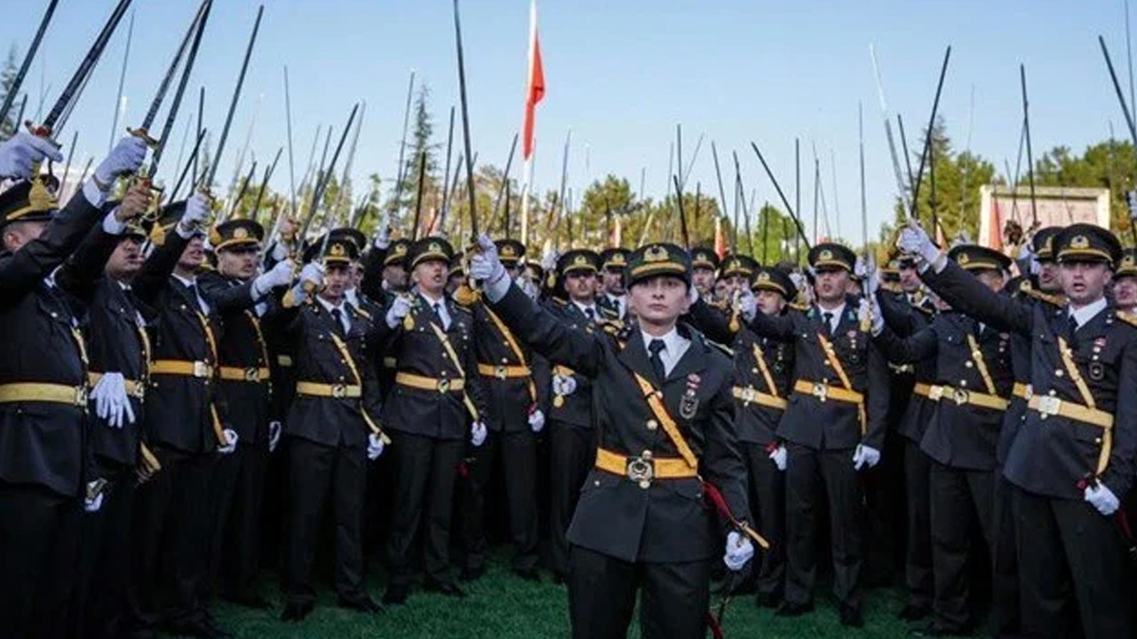Kılıçlı yemin soruşturması: Teğmenler için karar günü yarın