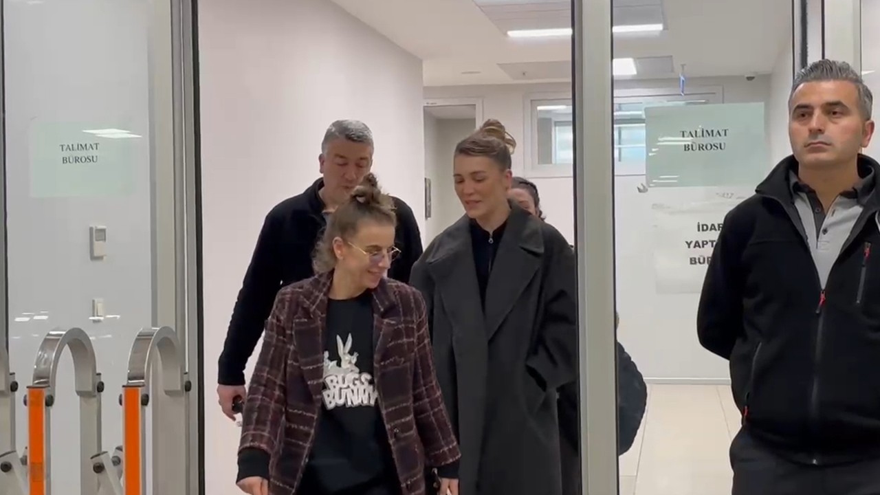 Oyuncu Deniz Işın, Ayşe Barım soruşturması kapsamında ifade verdi