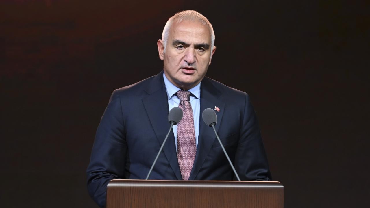 Kültür ve Turizm Bakanı Ersoy: Kartalkaya'daki otelde 2 adet yangın merdiveni var