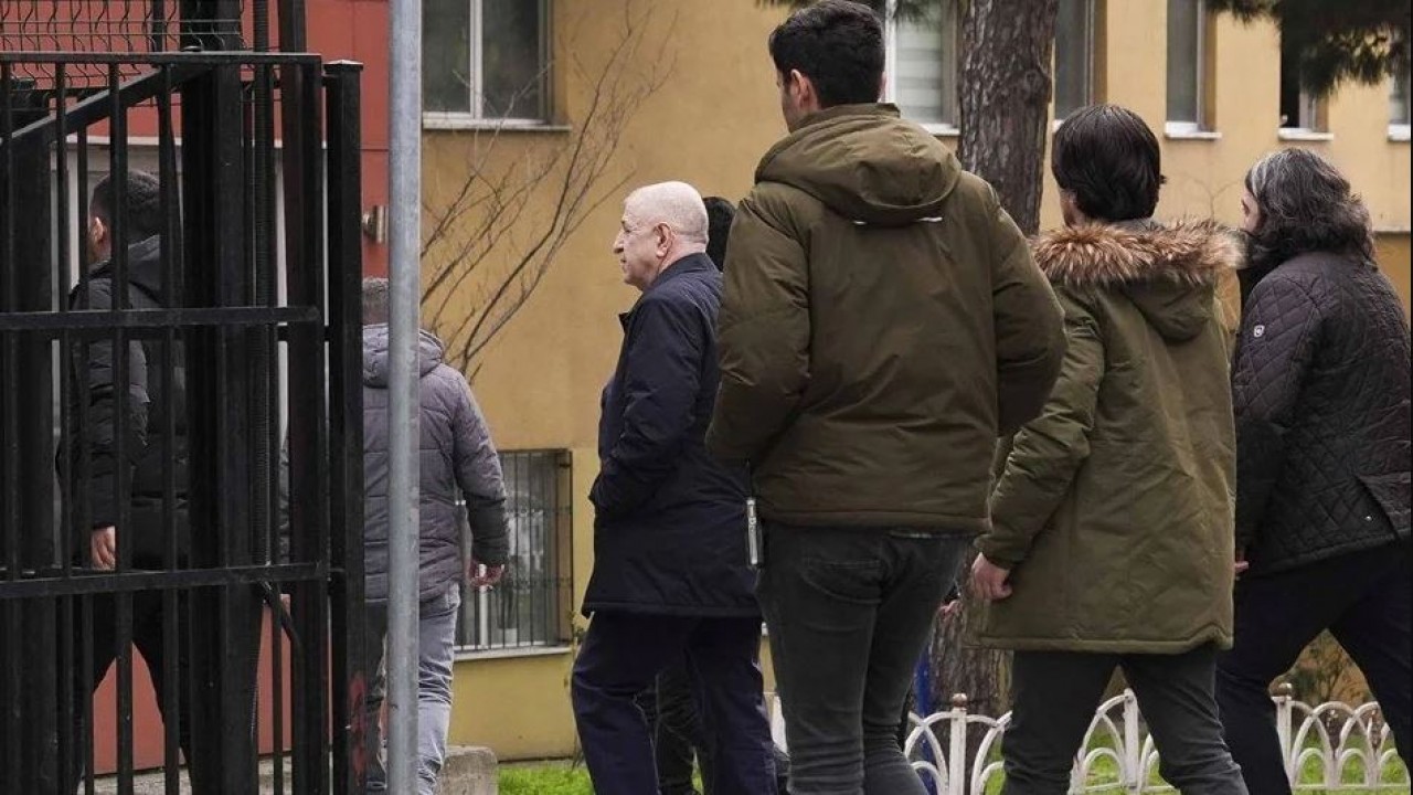 Ümit Özdağ tutuklanma talebiyle mahkemeye sevk edildi