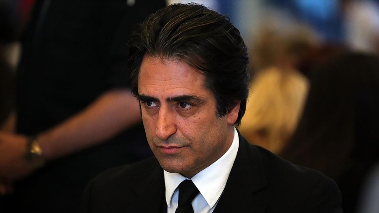 Kızıyla birlikte yangının çıktığı otelin yakınında konaklayan Mahsun Kırmızıgül dehşet anlarını anlattı