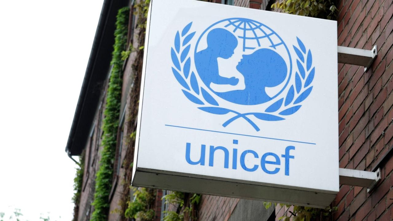 UNICEF: 2024 yılında aşırı iklim olayları, 85 ülkede 242 milyon öğrencinin eğitimini etkiledi