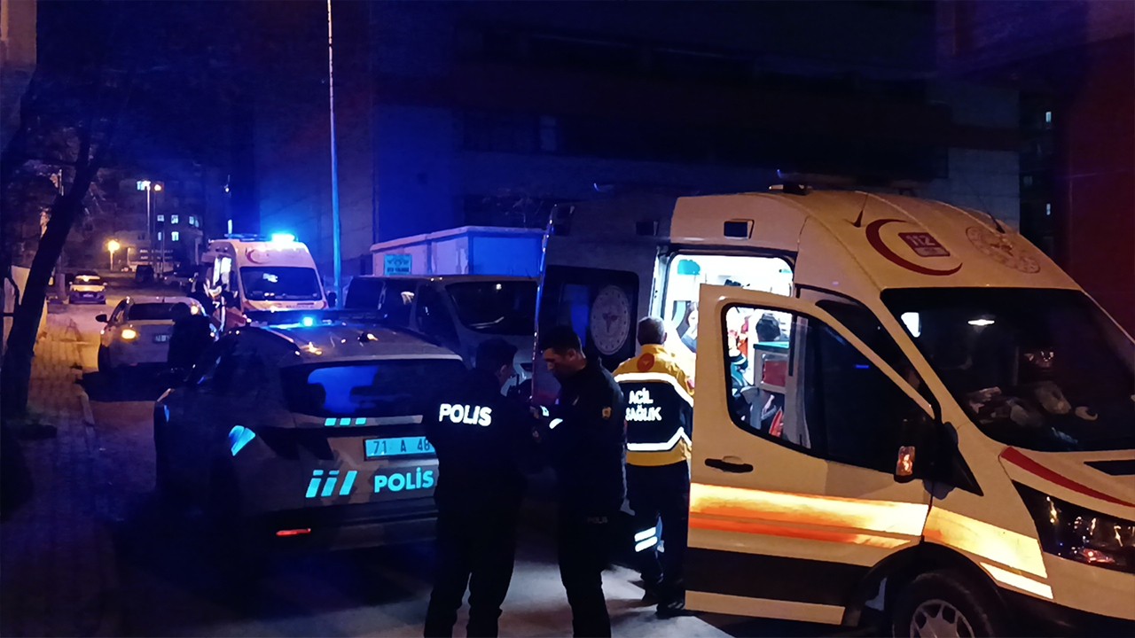 Hamile eşi ve kayınpederini darbedip, kayınvalidesini bıçaklayan damat serbest