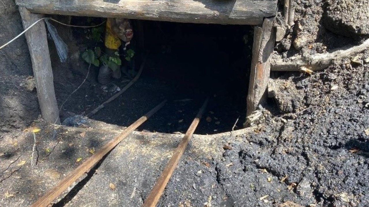 Altın madeninde göçük altında kalan 10 kişi hayatını kaybetti