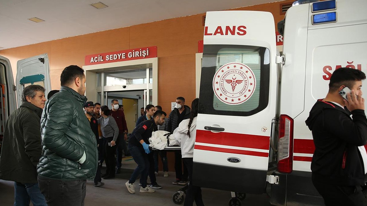 Hastanede yangın paniği: Hastalar tahliye ediliyor