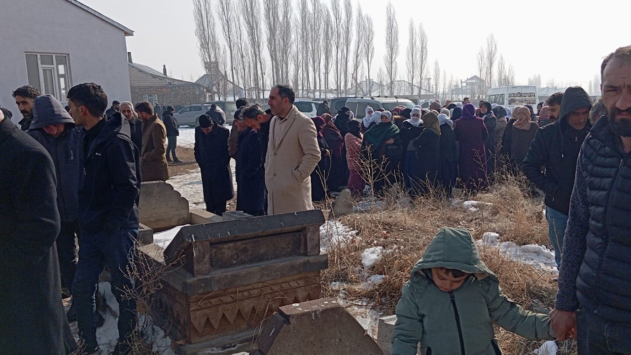 Zeynep'in ölümünde ailesi 'yanlış iğne' iddiasında bulundu! Adli ve idari soruşturma başlatıldı