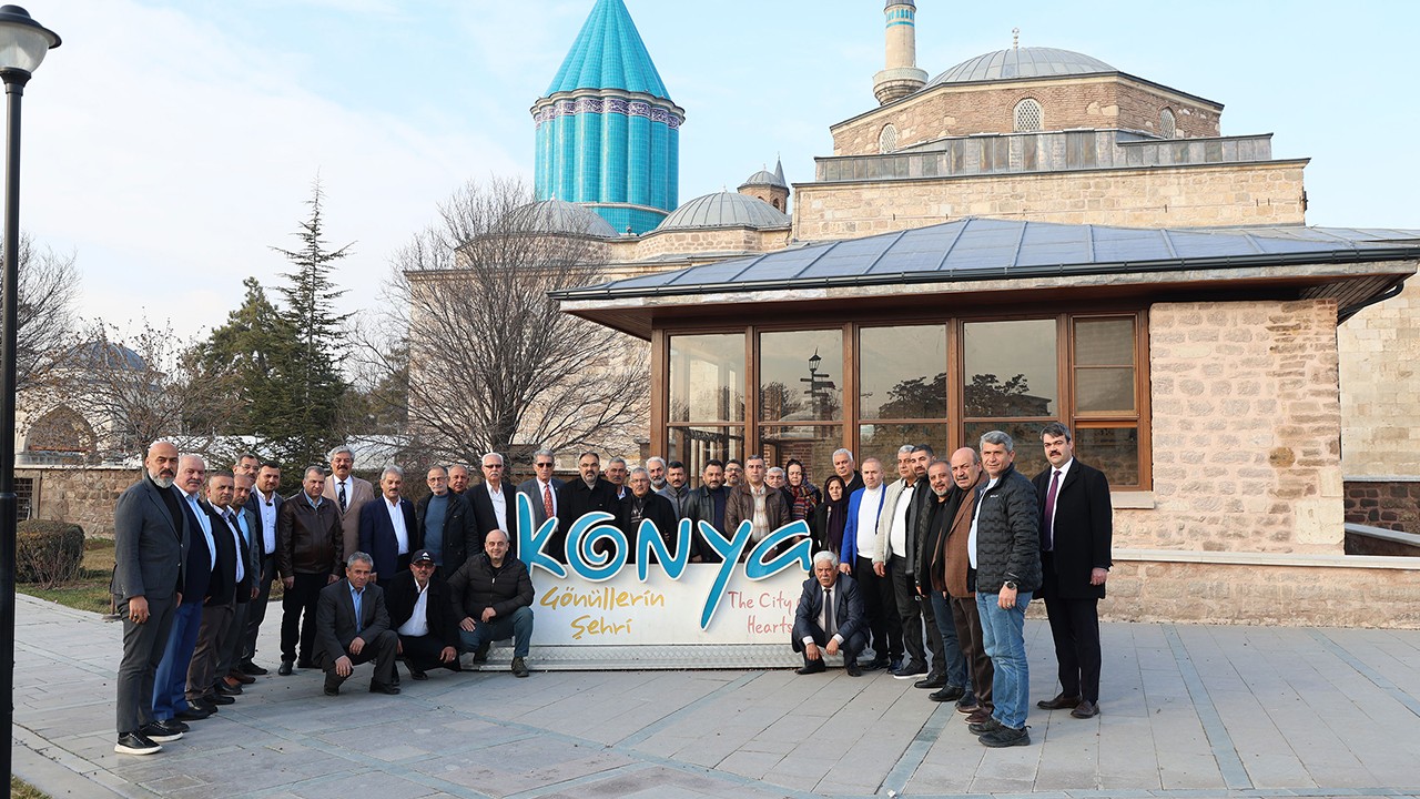 Başkan Altay Hataylı muhtarlarla Konya’da buluştu