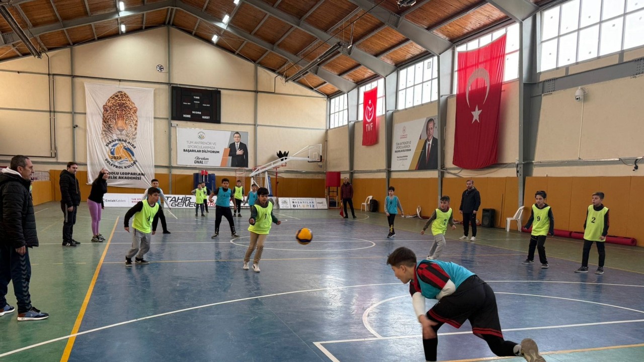 Karapınar'da Geleneksel Çocuk Oyunları Turnuvaları başladı