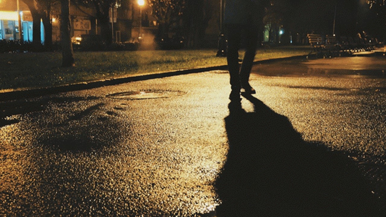 TÜİK açıkladı: Gece yalnız yürürken kendini güvensiz hissedenlerin oranı arttı