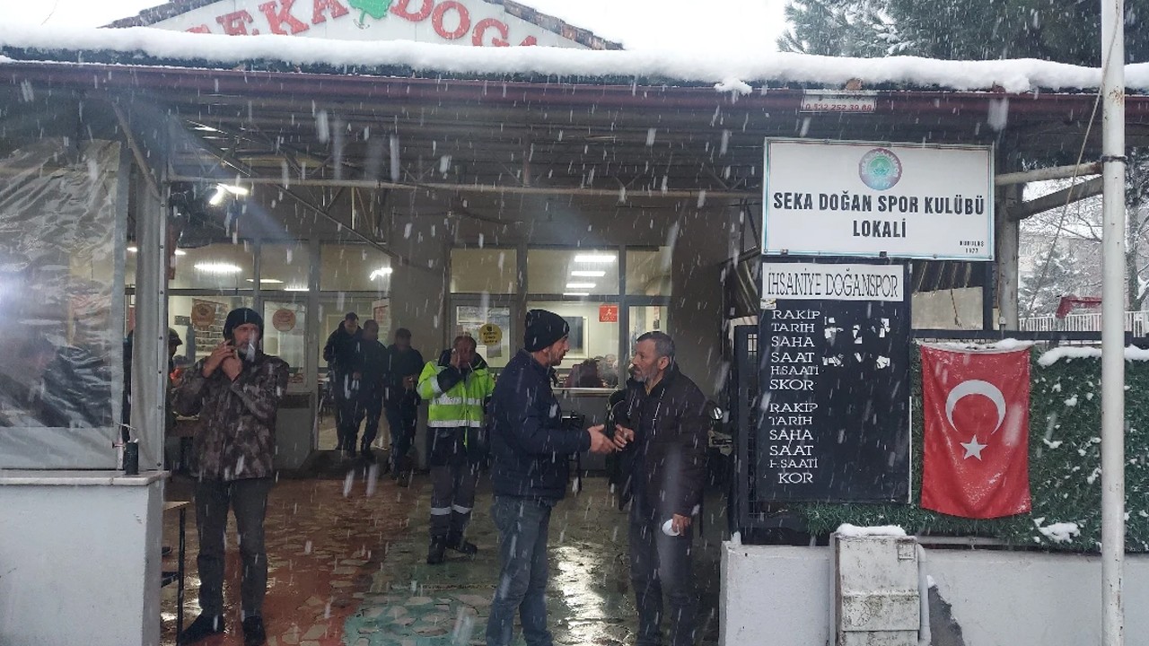 Okey masasında silahlı kavga