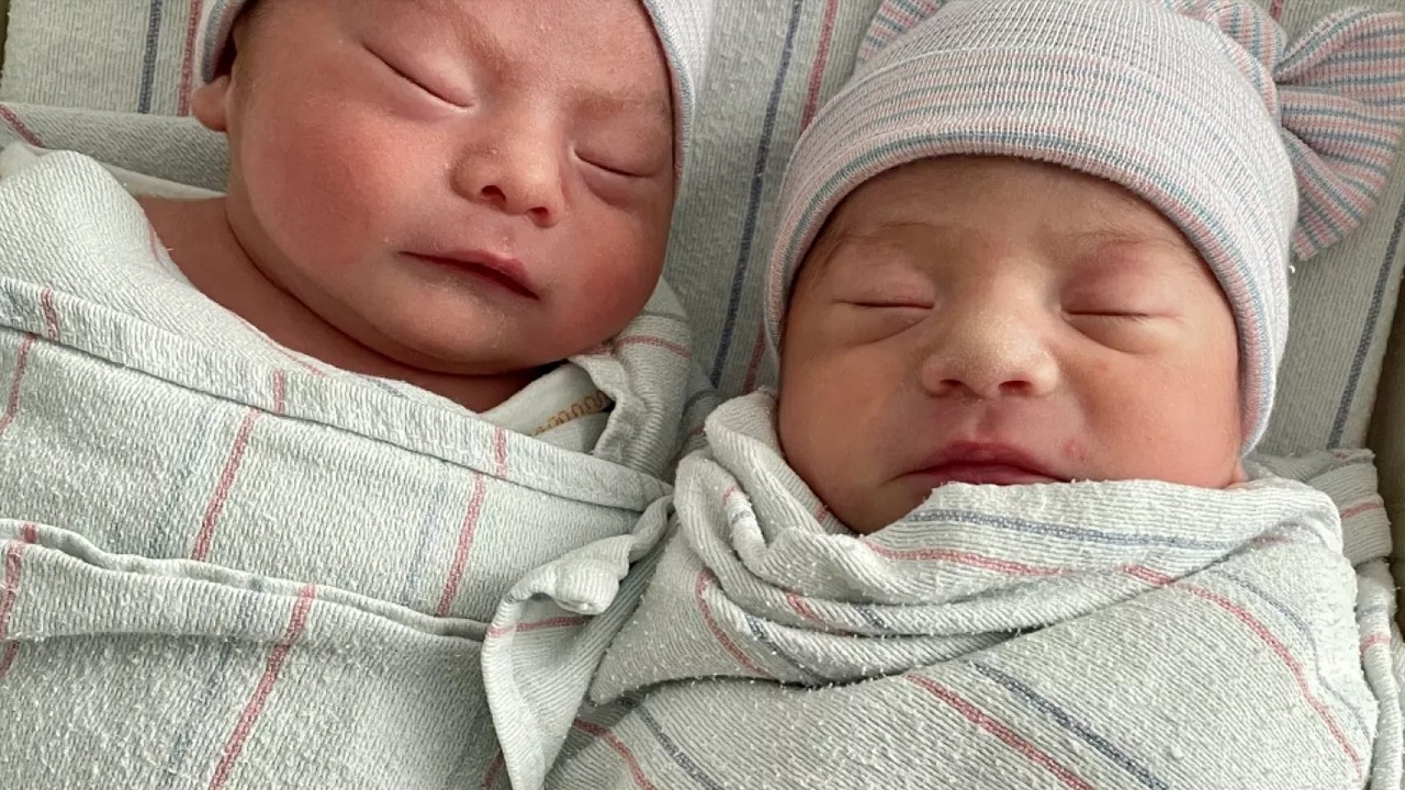 Rüyada ikiz bebek görmek ne anlama gelir? Rüyada ikiz bebek doğurmak ne anlama gelir?